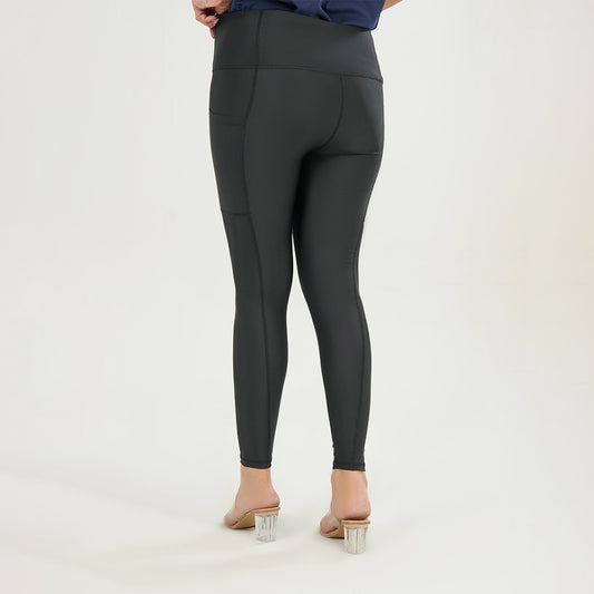 Black Pocket Legging