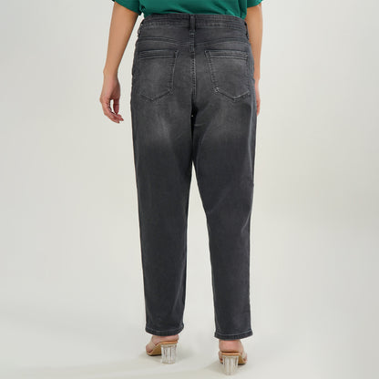 Basic Straight Fit Black Jeans