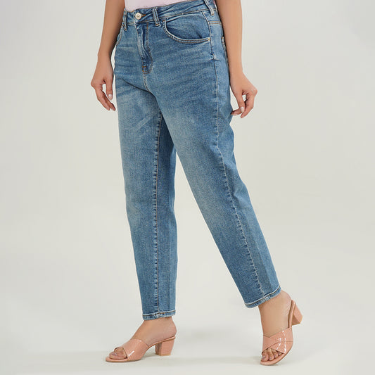 Straight Fit dark Blue Jeans